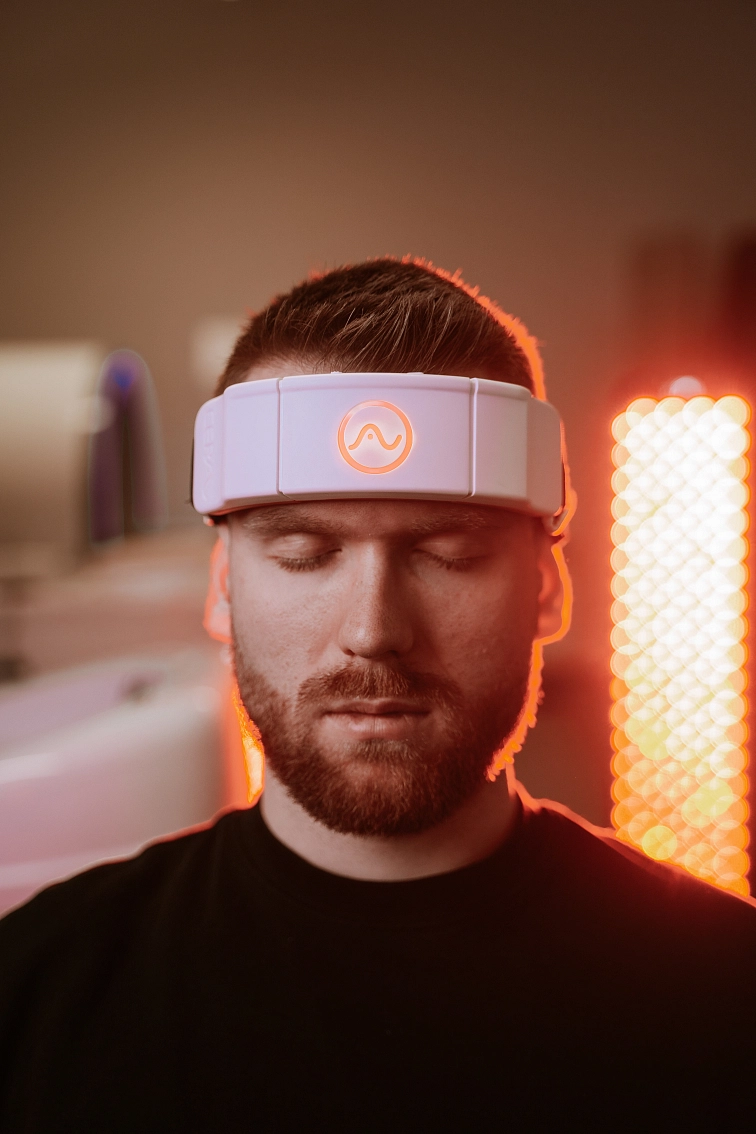 Can light help the brain after a stroke? What we know today about photobiomodulation